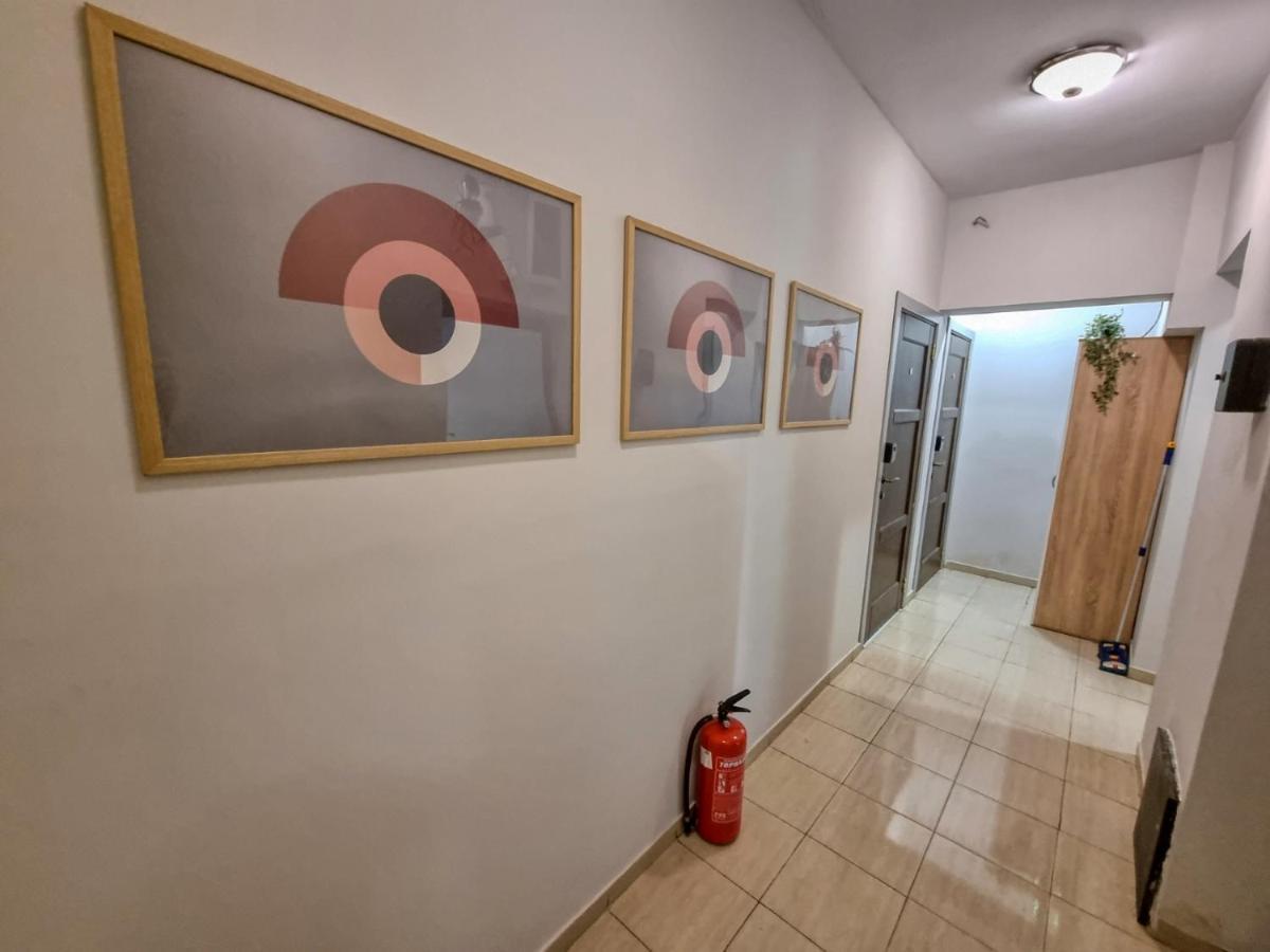 Cozy Apartment In Sofia Center Luaran gambar